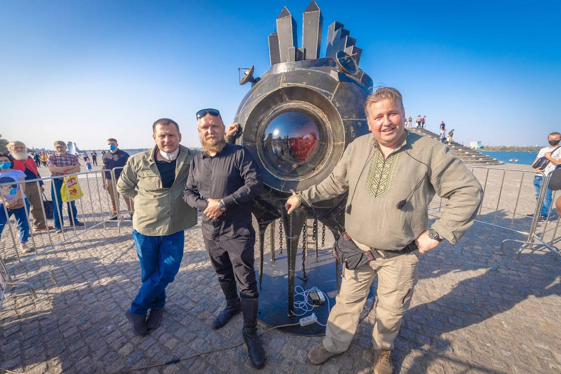 Grand_opening_of_the_sculpture_PLANET_OF_KNOWLEDGE_KOVAL_FEST_2021.png